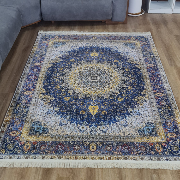 فرشینه سنتی آبی طلایی ۴ متری با اندازه ۲۲۵ در ۱۵۰